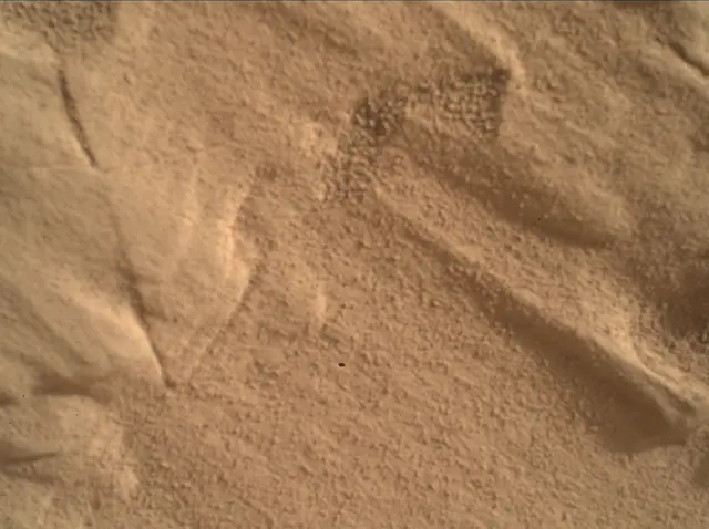 Sol 4679: Mars Hand Lens Imager (MAHLI)