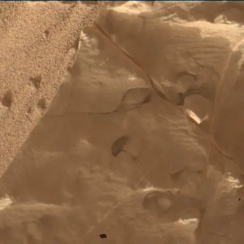 Sol 4679: Mars Hand Lens Imager (MAHLI)