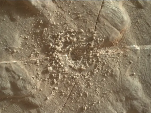 Sol 4679: Mars Hand Lens Imager (MAHLI)