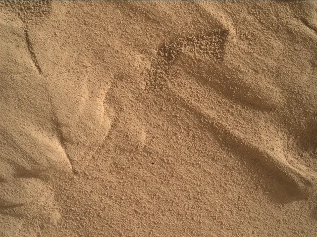 Sol 4680: Mars Hand Lens Imager (MAHLI)