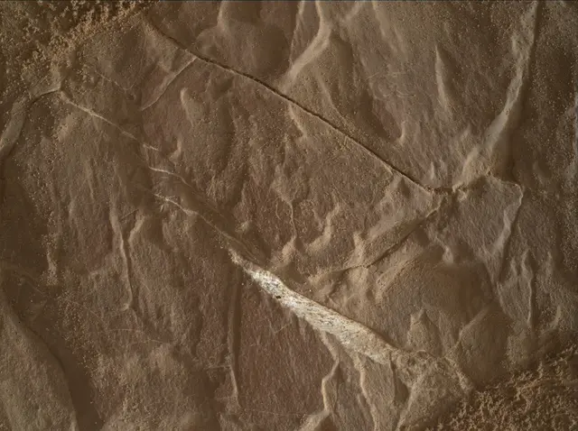 Sol 4684: Mars Hand Lens Imager (MAHLI)