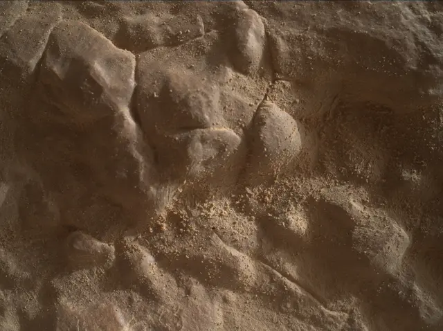 Sol 4686: Mars Hand Lens Imager (MAHLI)