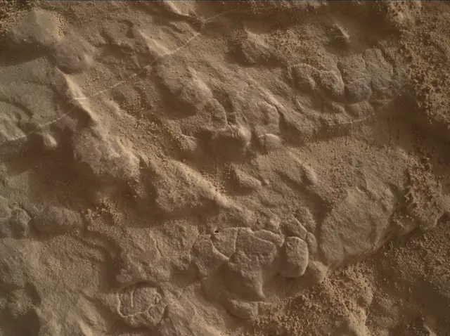 Sol 4686: Mars Hand Lens Imager (MAHLI)