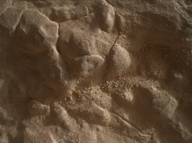 Sol 4687: Mars Hand Lens Imager (MAHLI)