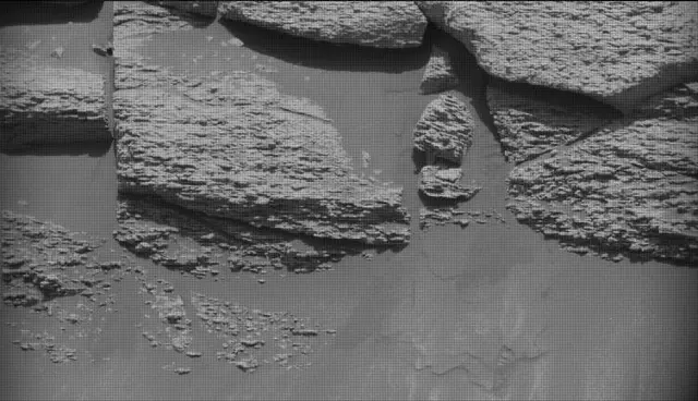 Sol 4689: Mast Camera (Mastcam)