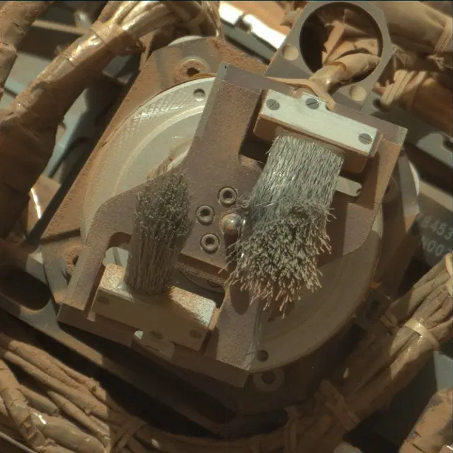 Sol 4690: Mast Camera (Mastcam)