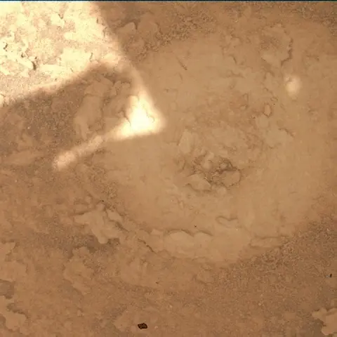 Sol 4690: Mars Hand Lens Imager (MAHLI)
