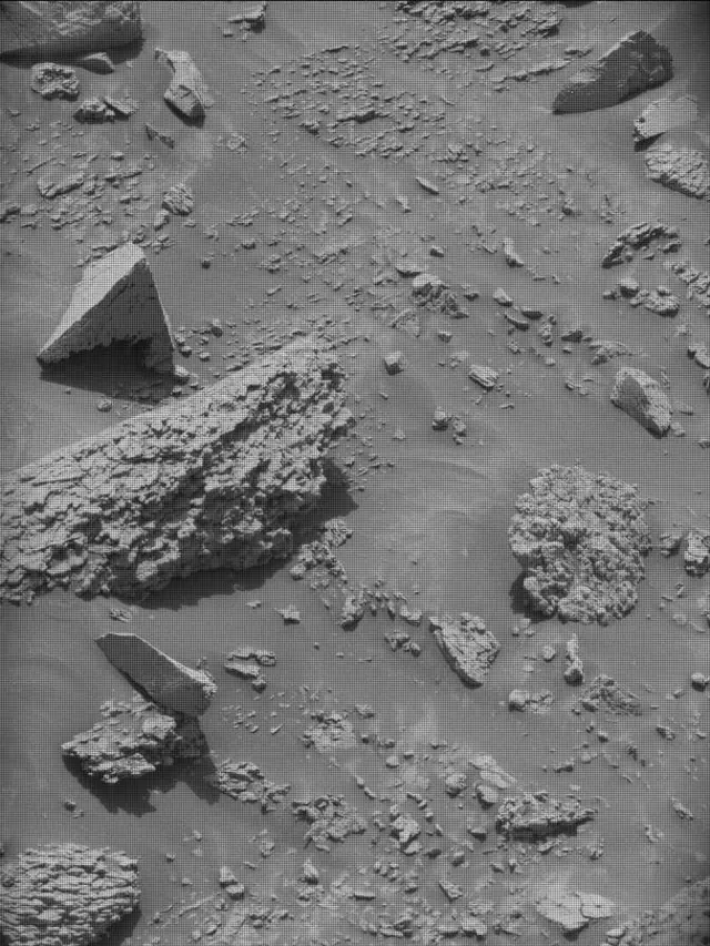 Sol 4695: Mast Camera (Mastcam)