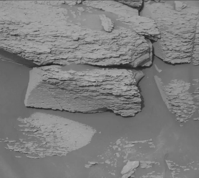 Sol 4698: Mast Camera (Mastcam)