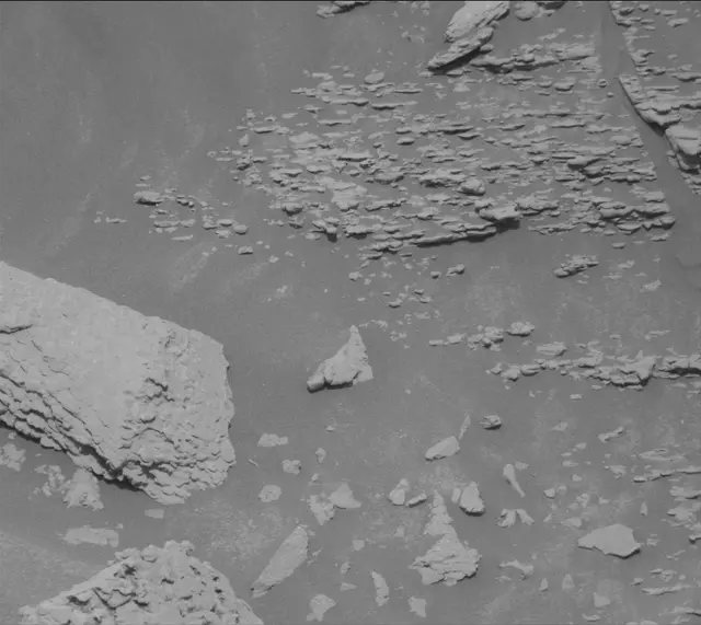 Sol 4698: Mast Camera (Mastcam)