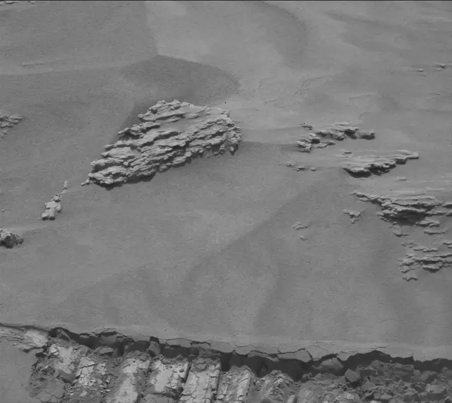 Sol 4698: Mast Camera (Mastcam)