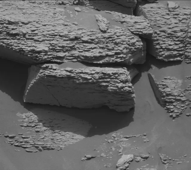 Sol 4698: Mast Camera (Mastcam)