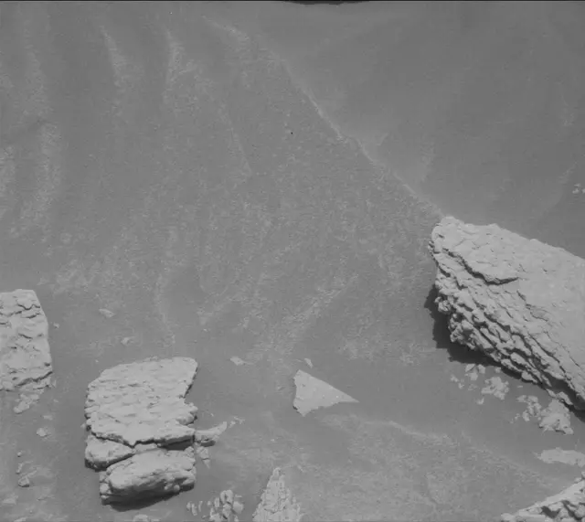 Sol 4698: Mast Camera (Mastcam)
