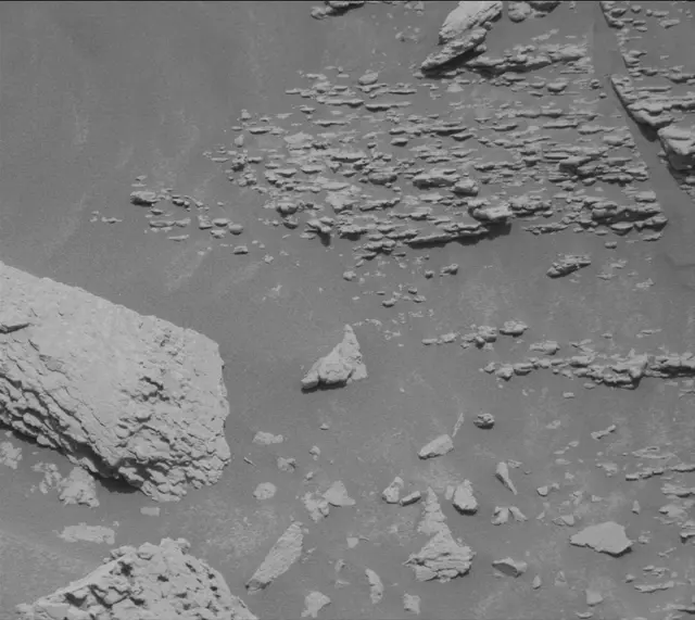 Sol 4698: Mast Camera (Mastcam)