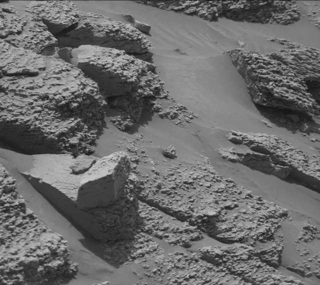 Sol 4701: Mast Camera (Mastcam)