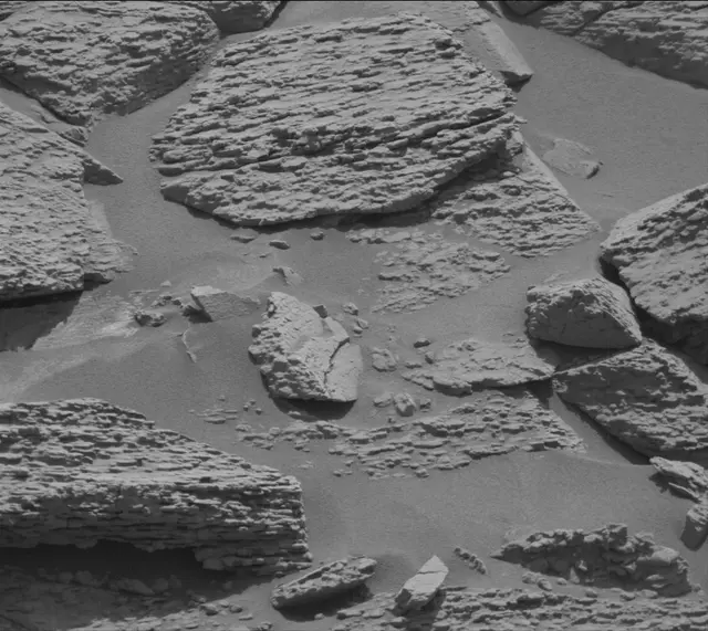 Sol 4701: Mast Camera (Mastcam)
