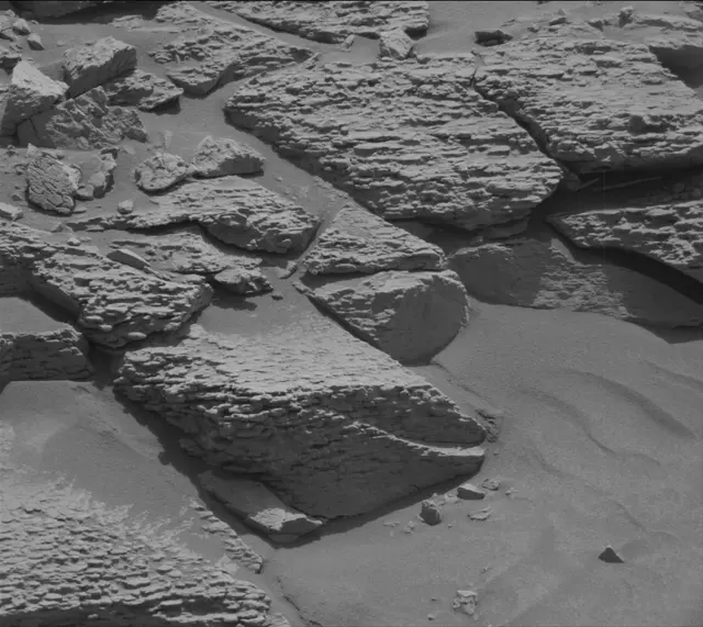 Sol 4701: Mast Camera (Mastcam)