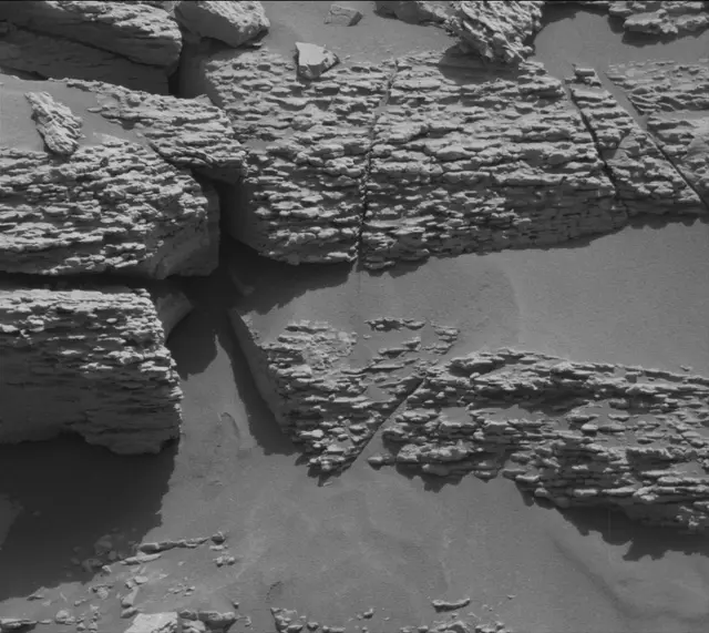 Sol 4701: Mast Camera (Mastcam)