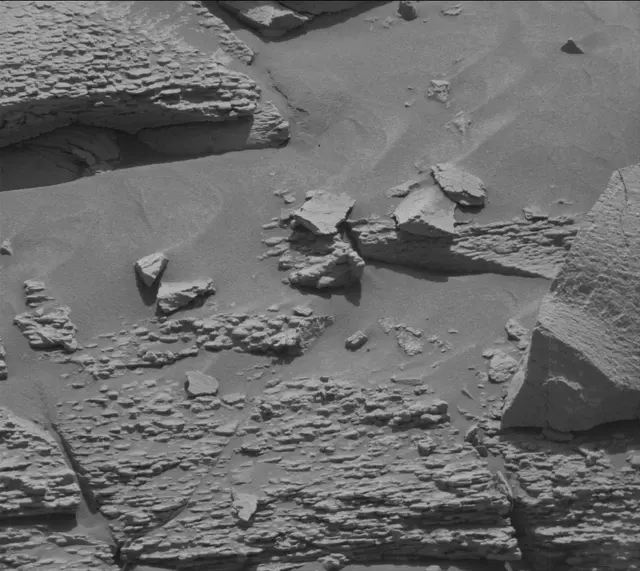 Sol 4701: Mast Camera (Mastcam)