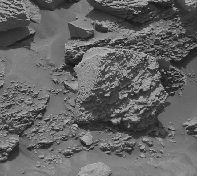 Sol 4701: Mast Camera (Mastcam)