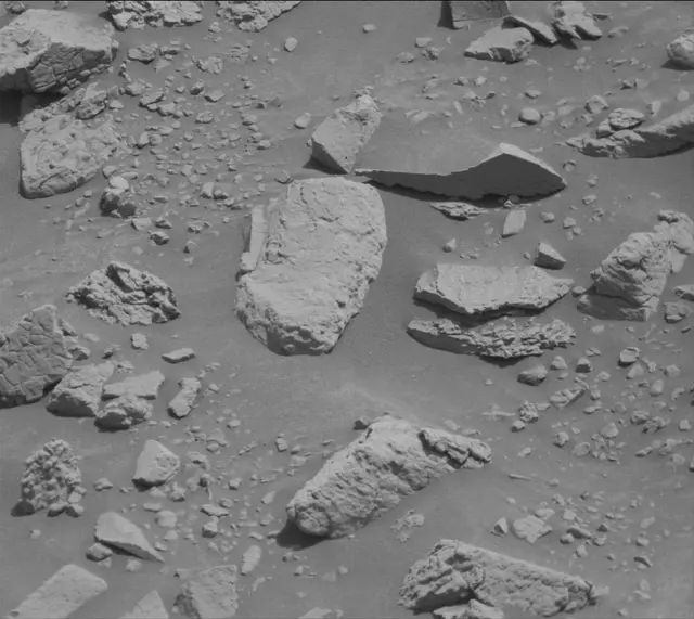 Sol 4701: Mast Camera (Mastcam)