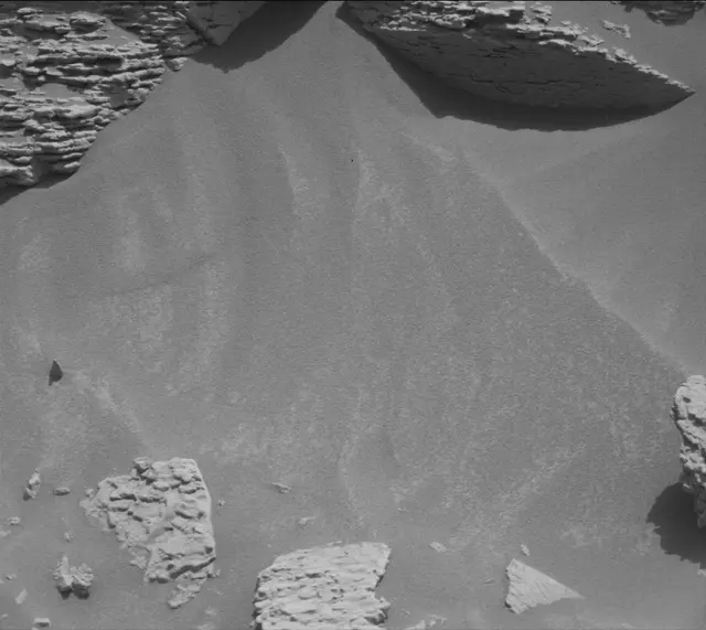 Sol 4701: Mast Camera (Mastcam)