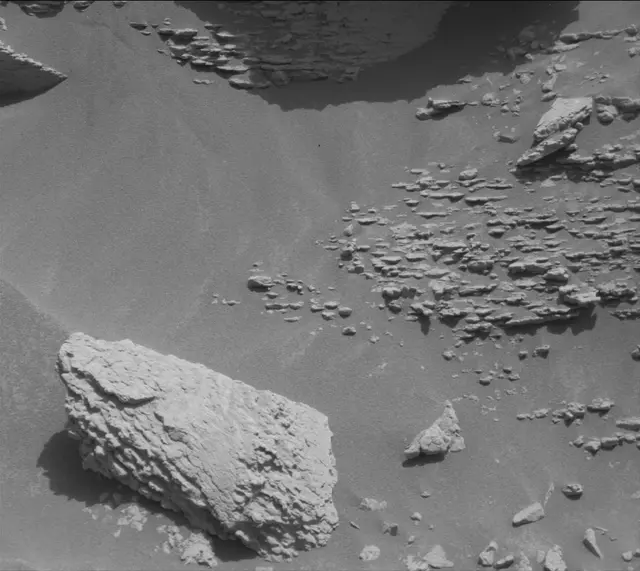 Sol 4701: Mast Camera (Mastcam)