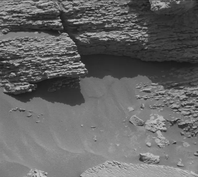 Sol 4701: Mast Camera (Mastcam)