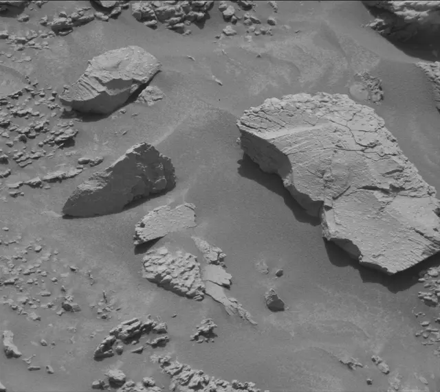 Sol 4701: Mast Camera (Mastcam)