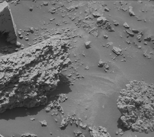 Sol 4701: Mast Camera (Mastcam)