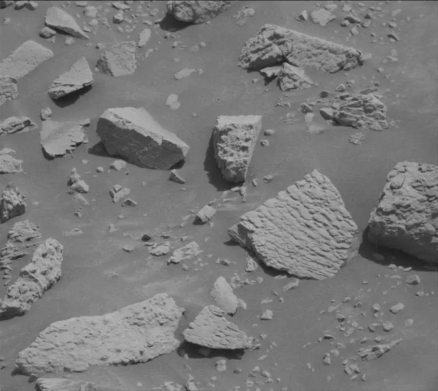 Sol 4701: Mast Camera (Mastcam)