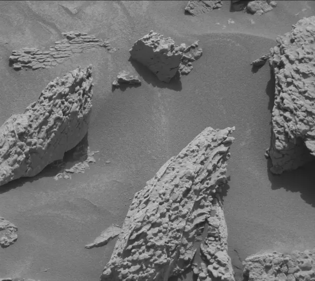 Sol 4701: Mast Camera (Mastcam)