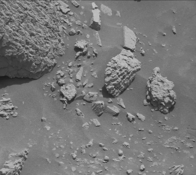 Sol 4701: Mast Camera (Mastcam)