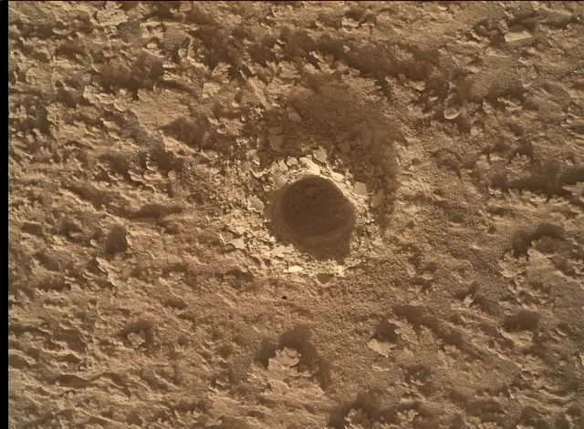 Sol 4706: Mars Hand Lens Imager (MAHLI)
