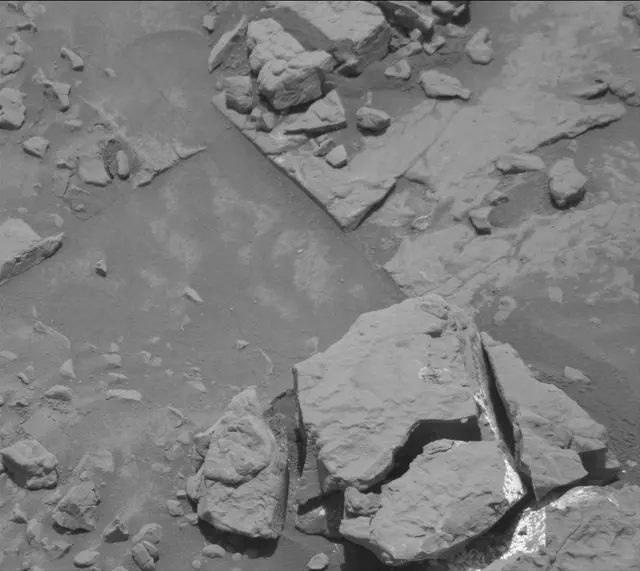 Sol 4711: Mast Camera (Mastcam)