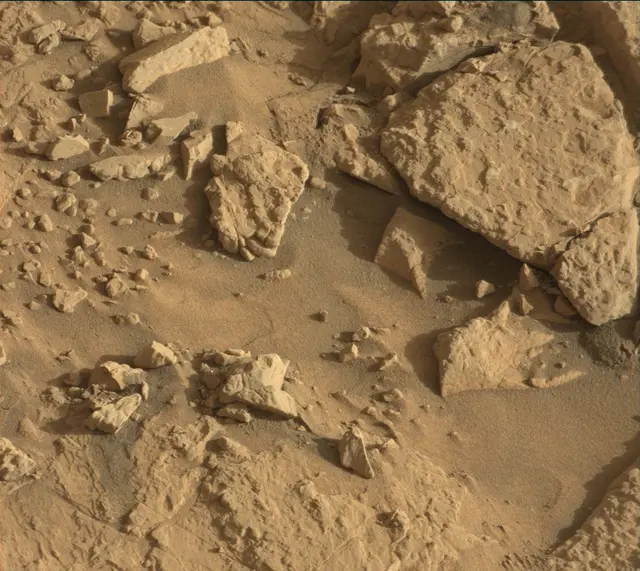 Sol 4711: Mast Camera (Mastcam)