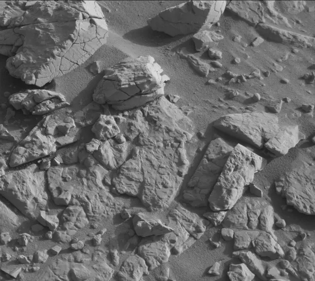 Sol 4711: Mast Camera (Mastcam)