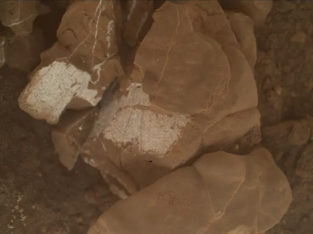 Sol 4711: Mars Hand Lens Imager (MAHLI)