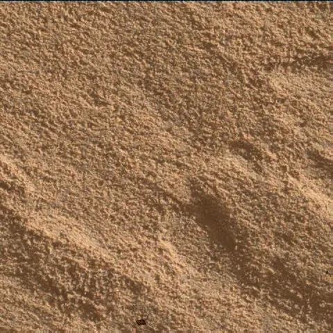 Sol 4716: Mars Hand Lens Imager (MAHLI)