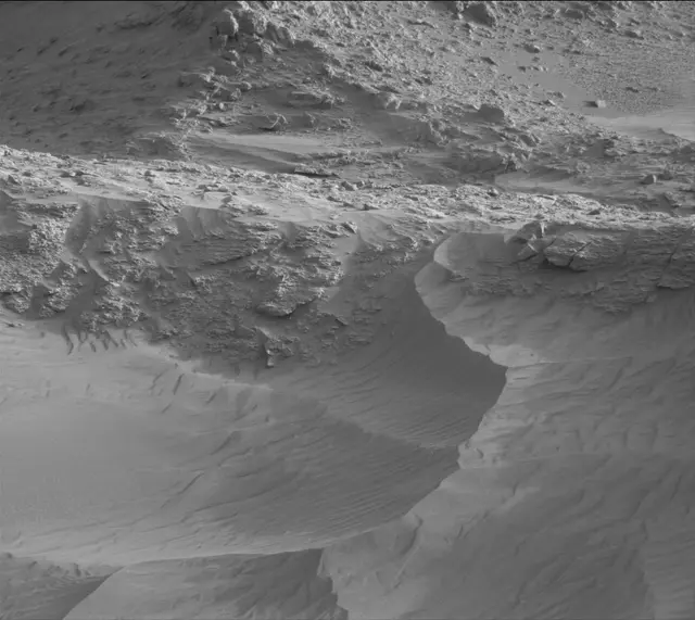 Sol 4718: Mast Camera (Mastcam)