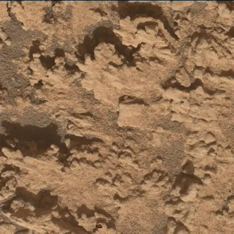 Sol 4747: Mars Hand Lens Imager (MAHLI)