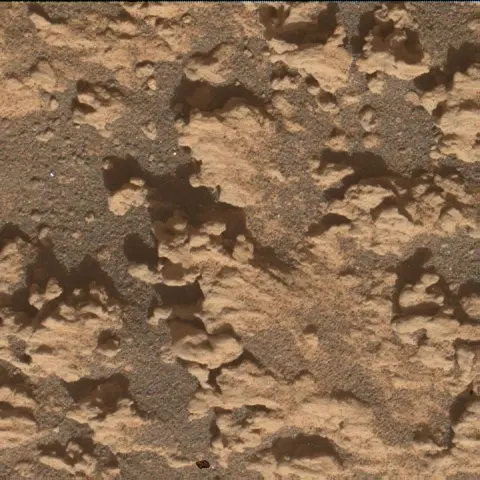 Sol 4747: Mars Hand Lens Imager (MAHLI)