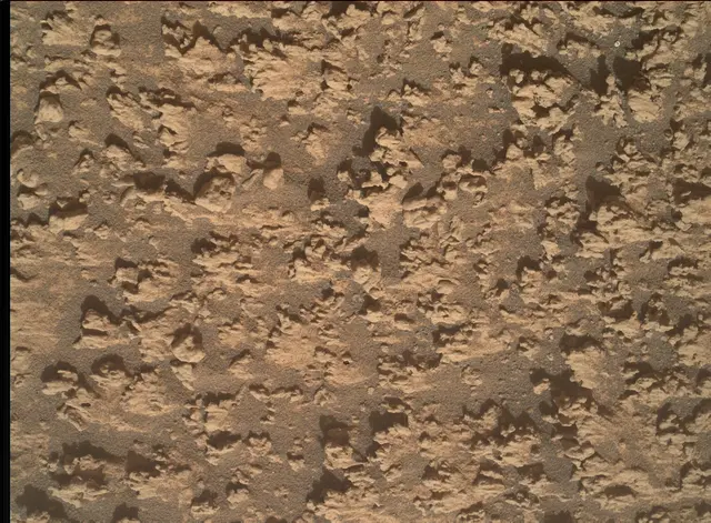 Sol 4747: Mars Hand Lens Imager (MAHLI)