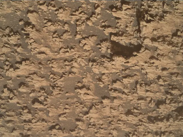 Sol 4747: Mars Hand Lens Imager (MAHLI)