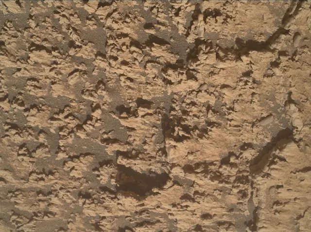 Sol 4747: Mars Hand Lens Imager (MAHLI)