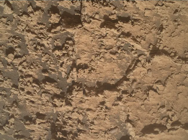 Sol 4747: Mars Hand Lens Imager (MAHLI)