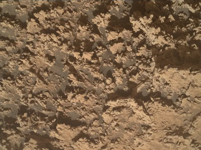 Sol 4747: Mars Hand Lens Imager (MAHLI)