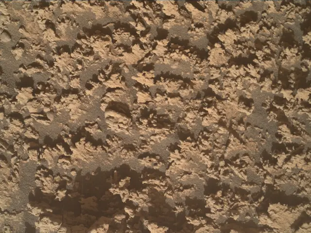 Sol 4747: Mars Hand Lens Imager (MAHLI)