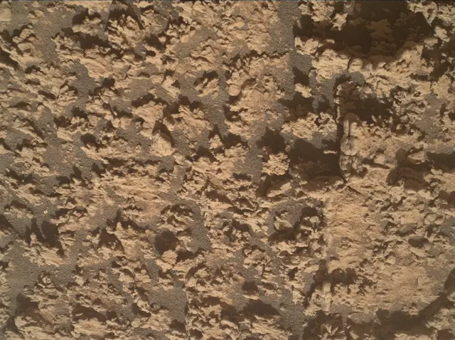 Sol 4747: Mars Hand Lens Imager (MAHLI)