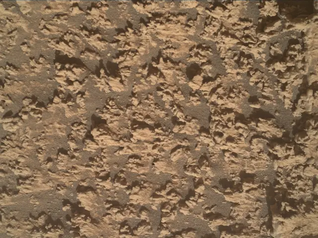 Sol 4747: Mars Hand Lens Imager (MAHLI)